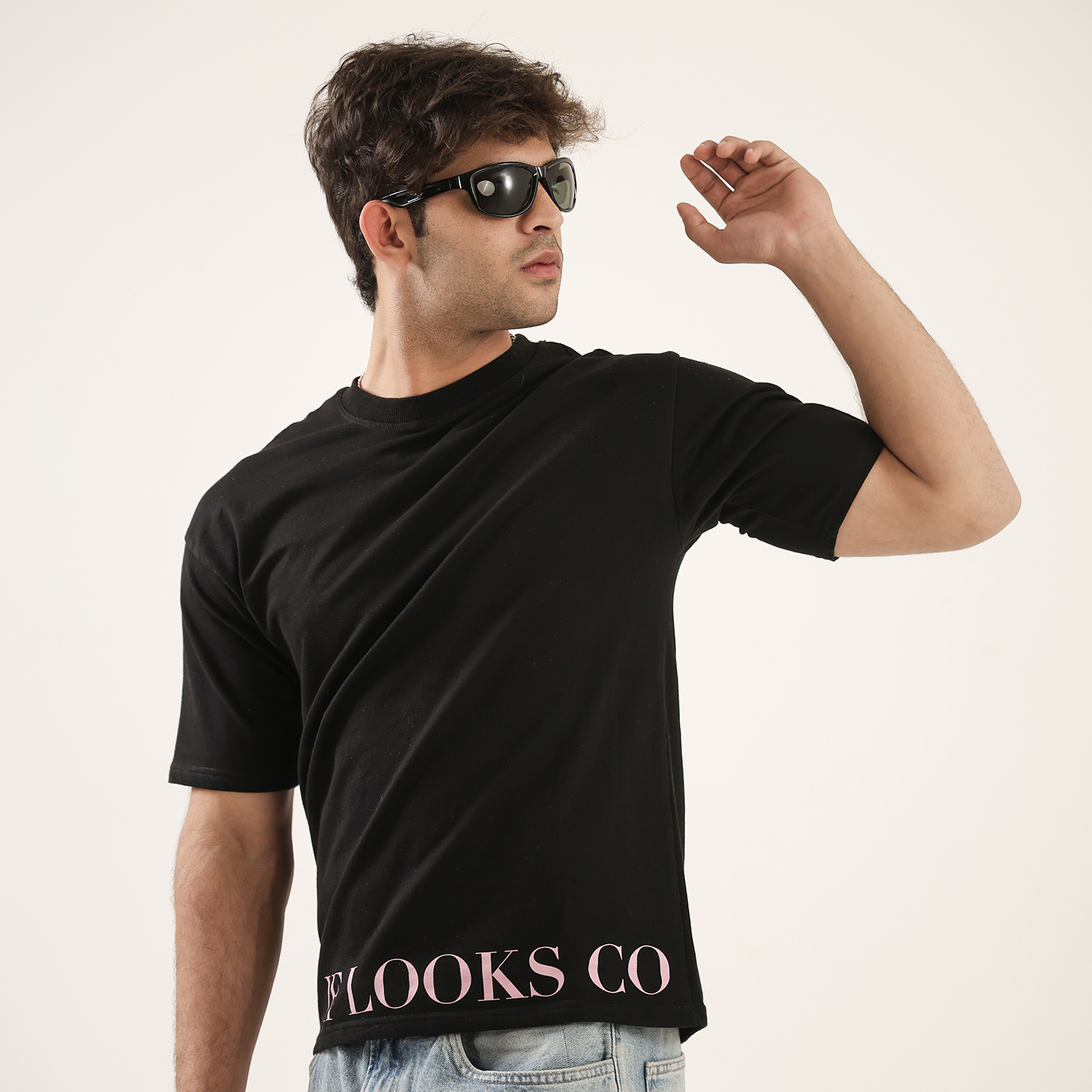 IF LOOKS COULD KILL - Image 5