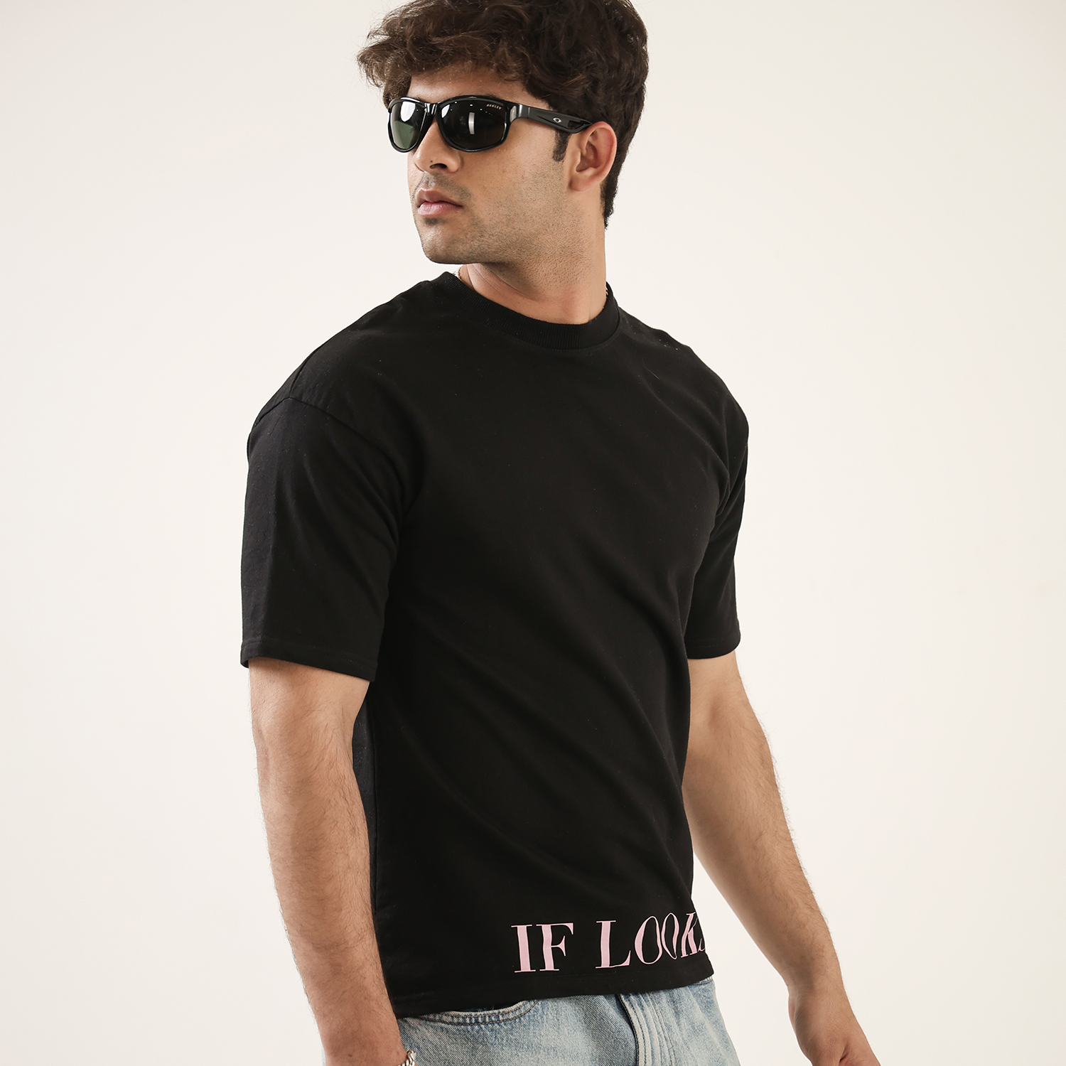 IF LOOKS COULD KILL - Image 3